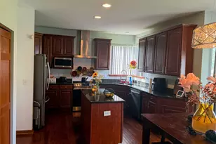 14615 Colonial Pkwy, Plainfield, IL 60544 - Photo 5