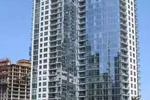 201 N Westshore Dr, Chicago, IL 60601 - Photo 1