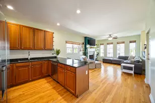 825 W Eastwood Ave, Chicago, IL 60640 - Photo 9