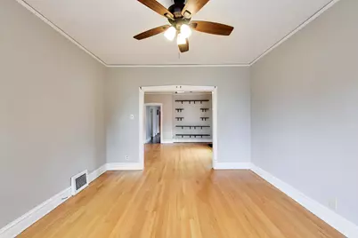4950 W Gunnison Street, Chicago, IL 60630 - Photo 15