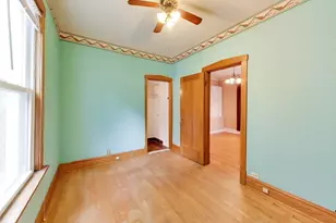 4950 W Gunnison St, Chicago, IL 60630 - Photo 9