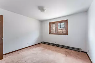 1633 Downs Dr, Calumet City, IL 60409 - Photo 15