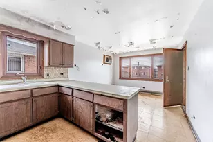 1633 Downs Dr, Calumet City, IL 60409 - Photo 13