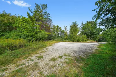 141 Breakenridge Farm Road, Oak Brook, IL 60523 - Photo 9