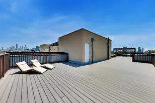 1417 W Chicago Ave, Chicago, IL 60642 - Photo 29