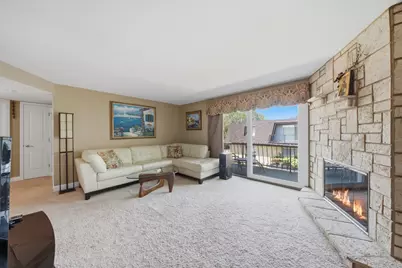 11132 S 84th Avenue #3B, Palos Hills, IL 60465 - Photo 3