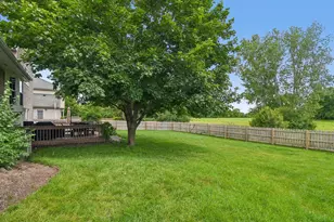 2011 Glenmoor Dr, West Dundee, IL 60118 - Photo 45