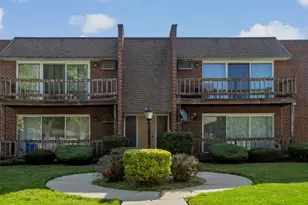 535 N Pleasant Dr, Glenwood, IL 60425 - Photo 1