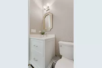 4037 N Richmond Street, Chicago, IL 60618 - Photo 15