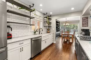 6320 W Lawrence Ave, Chicago, IL 60630 - Photo 13