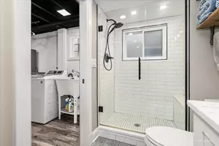 6320 W Lawrence Ave, Chicago, IL 60630 - Photo 29