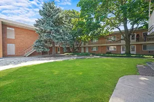 4211 W 95th St, Oak Lawn, IL 60453 - Photo 3