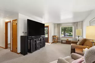205 W 29th St, South Chicago Heights, IL 60411 - Photo 3