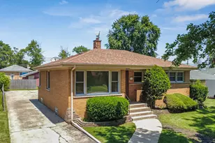 205 W 29th St, South Chicago Heights, IL 60411 - Photo 1