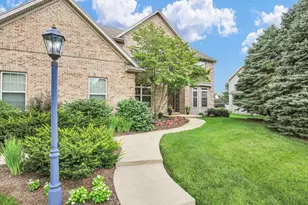 4601 Stonebridge Dr, Champaign, IL 61822 - Photo 5