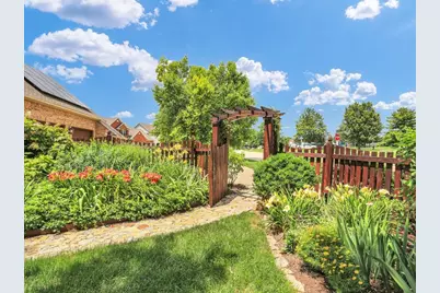 4601 Stonebridge Drive, Champaign, IL 61822 - Photo 45