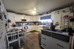 1608 S Vermillion St, Streator, IL 61364 - Photo 7