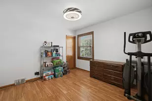 9939 S California Ave, Chicago, IL 60655 - Photo 9