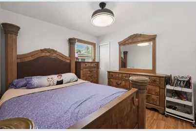 9939 S California Avenue, Chicago, IL 60655 - Photo 11