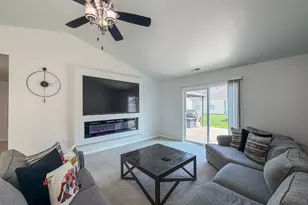 615 Corey Ln, Champaign, IL 61822 - Photo 11