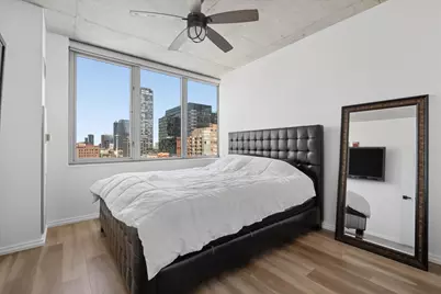 659 W Randolph Street #813, Chicago, IL 60661 - Photo 13