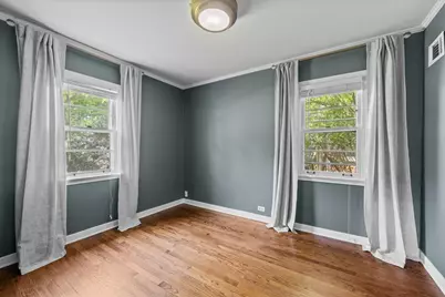 913 Cambridge Lane, Wilmette, IL 60091 - Photo 15