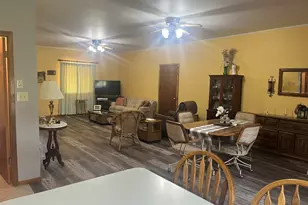 319 N 4th St, Neponset, IL 61345 - Photo 13