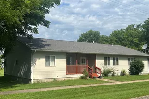 319 N 4th St, Neponset, IL 61345 - Photo 3