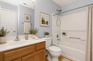 698 S Rosehall Ln, Round Lake, IL 60073 - Photo 15