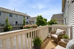 698 S Rosehall Ln, Round Lake, IL 60073 - Photo 21