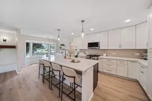 11S475 Walter Ln, Naperville, IL 60564 - Photo 11