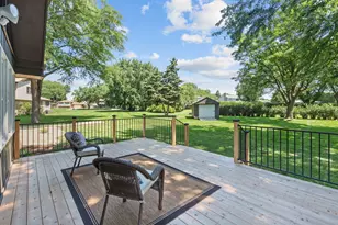 11S475 Walter Ln, Naperville, IL 60564 - Photo 33