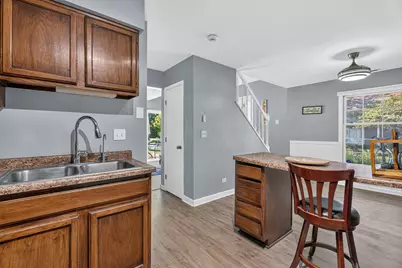 2S761 Grove Lane, Warrenville, IL 60555 - Photo 9