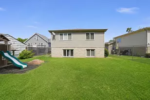 7516 Odell Ave, Bridgeview, IL 60455 - Photo 33
