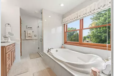 6N342 Linden Avenue, Medinah, IL 60157 - Photo 23