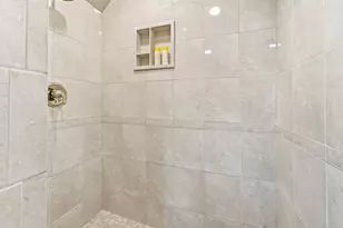 6N342 Linden Ave, Medinah, IL 60157 - Photo 33