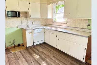 1717 Mannheim Road, Des Plaines, IL 60018 - Photo 5