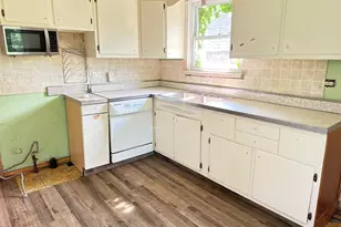 1717 Mannheim Rd, Des Plaines, IL 60018 - Photo 5