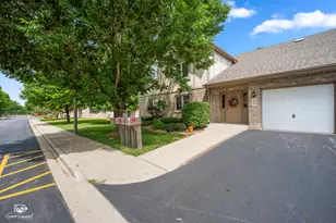 2633 Eagle Dr, Joliet, IL 60436 - Photo 1