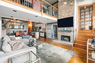 758 N Larrabee St, Chicago, IL 60654 - Photo 9