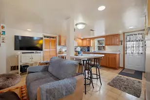 642 Wellington Ave, Elgin, IL 60120 - Photo 21