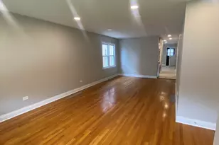 6114 W Leland Ave, Chicago, IL 60630 - Photo 3