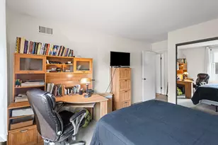 440 Raintree Ct, Glen Ellyn, IL 60137 - Photo 17