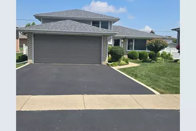 7836 W 81st Street, Bridgeview, IL 60455 - Photo 1