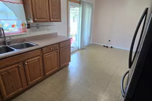 7836 W 81st St, Bridgeview, IL 60455 - Photo 5