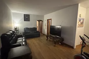 3945 W 55th Pl, Chicago, IL 60629 - Photo 3