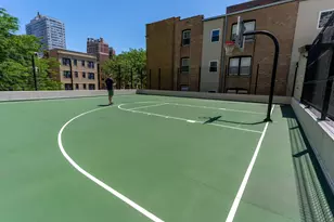 3930 N Pine Grove Ave, Chicago, IL 60613 - Photo 13