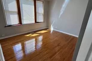 9036 S Dauphin Ave, Chicago, IL 60619 - Photo 3