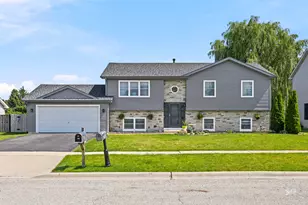 5903 Castlewood Trail, McHenry, IL 60050 - Photo 1