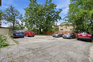 10500 Lyman Ave, Chicago Ridge, IL 60415 - Photo 5